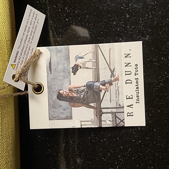 🐝Rae Dunn Bee Kind Insulated Tote - Picture 2 of 9